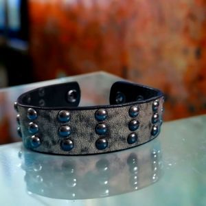 💥2for$20💥Leather studded bracelet adjustable
